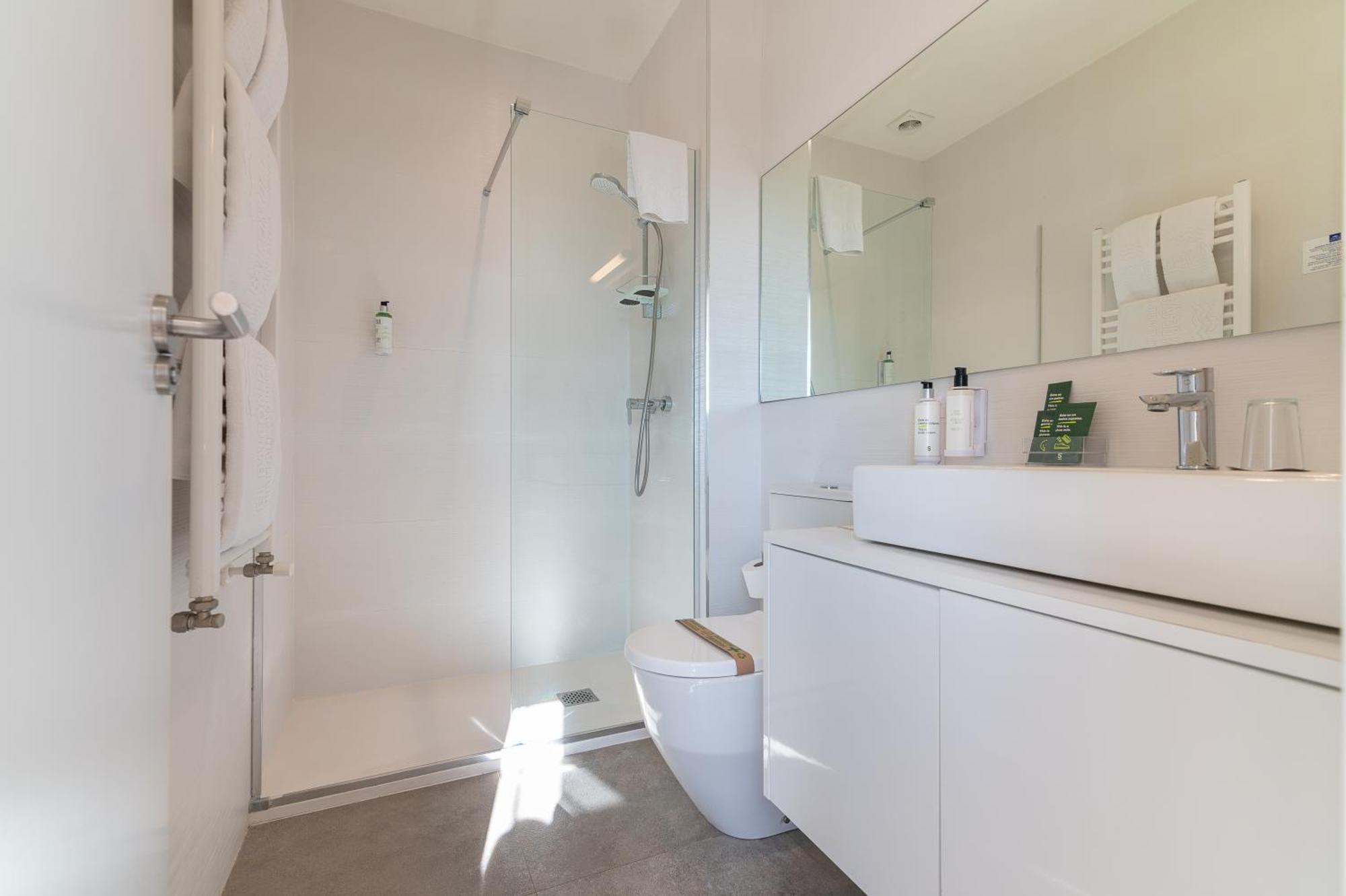 Hotel El Balcón de la Bahía Suites - Domus Selecta Hotusa Santander Quarto foto